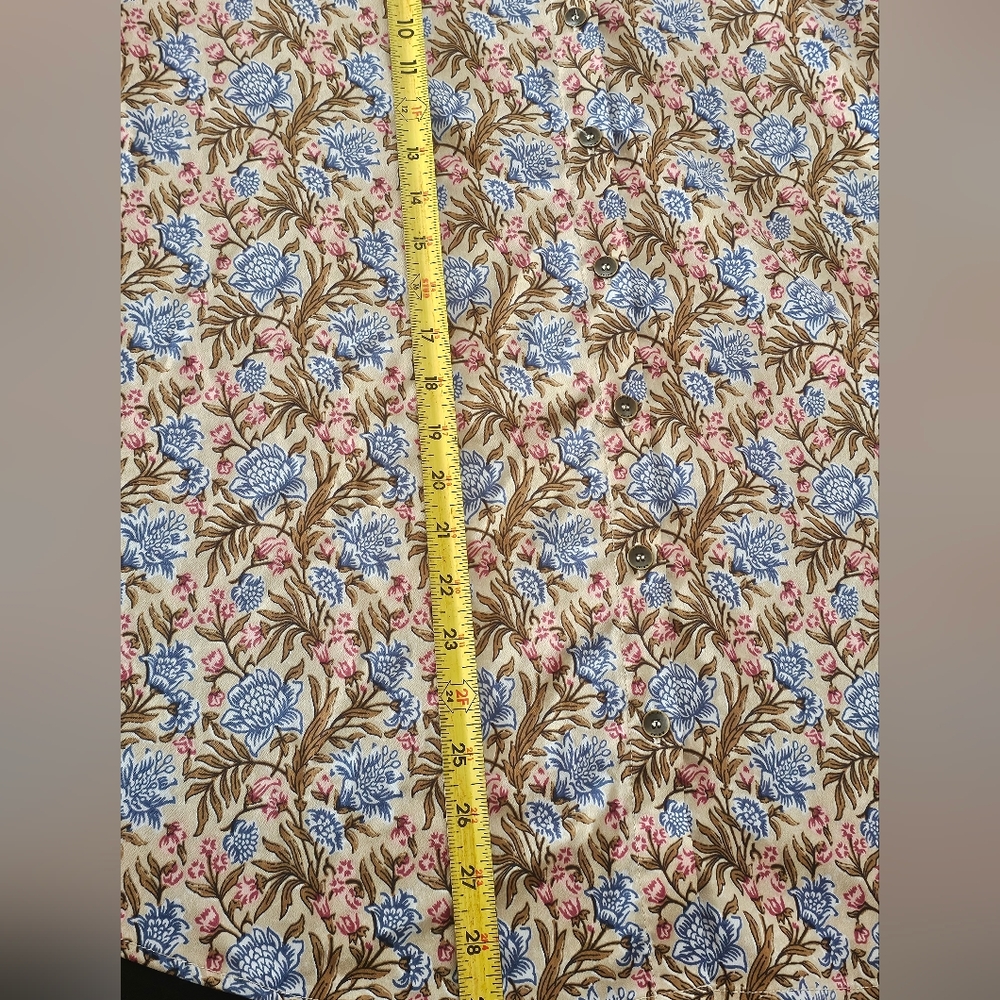 Ariat Women’s XL Beige Floral Western Shirt Blue & Pink Snap Button EUC - Picture 11 of 12